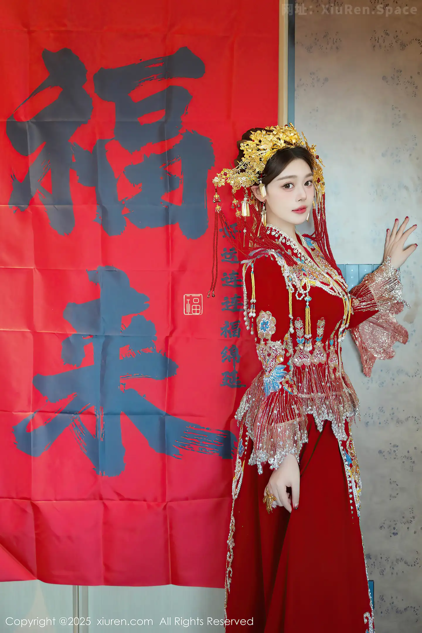 图片[3]-[XiuRen秀人网] VOL.9823 模特蛋蛋宝新年主题性感红色新娘装露白色内衣秀丰腴身材诱惑写真79P-秀人网官方网站